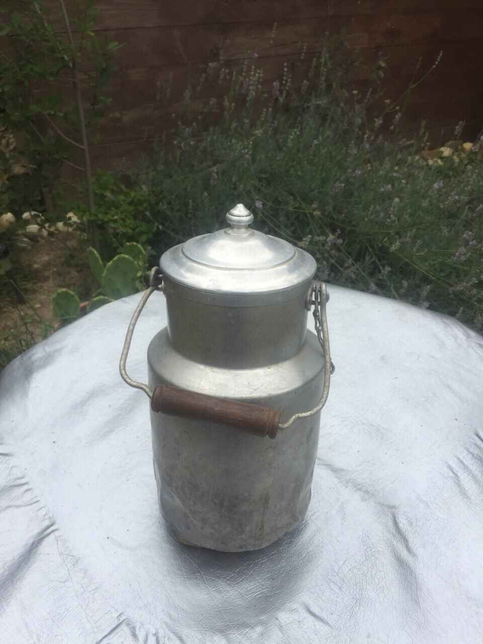 L'ancien pot à lait